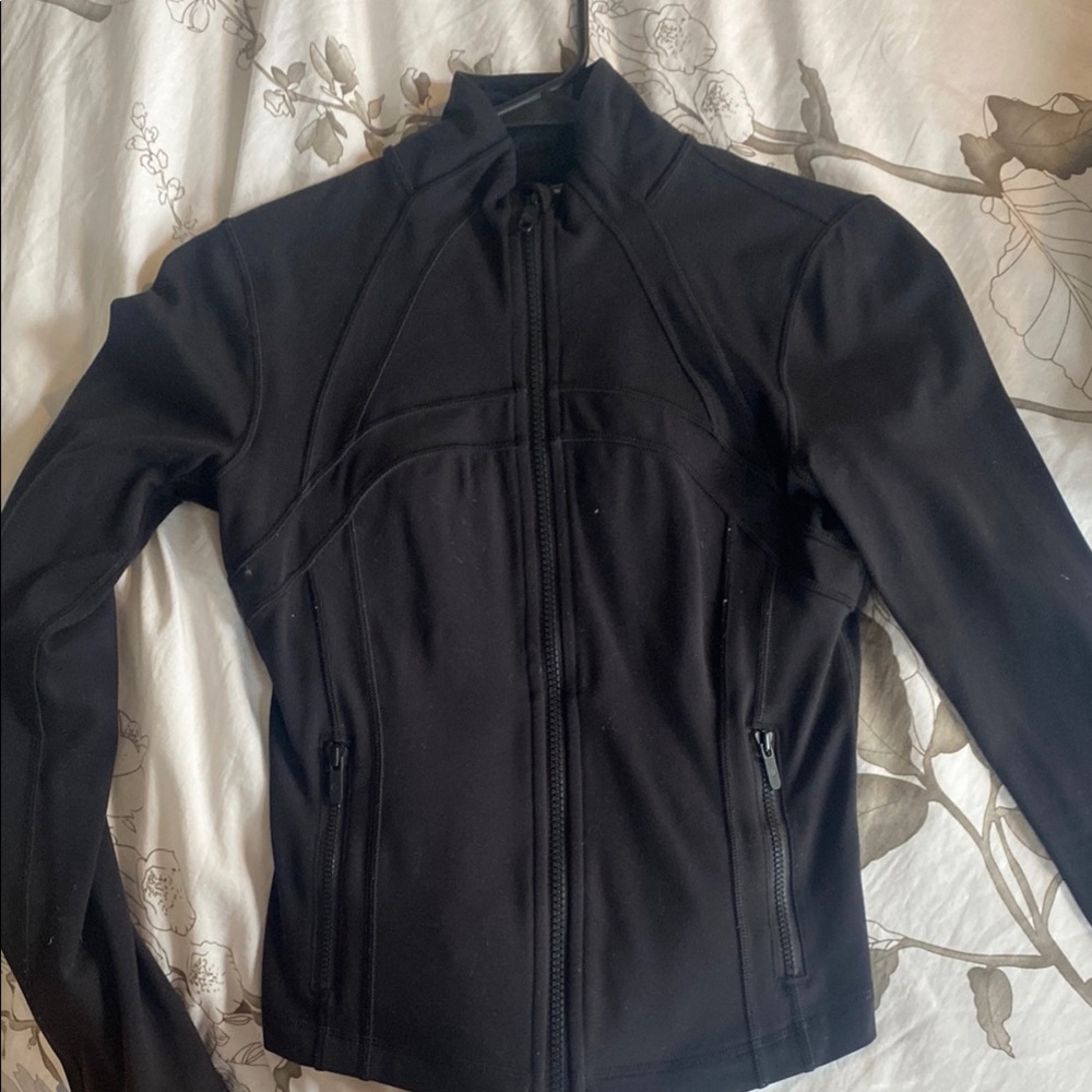 Lululemon sz 4 align cropped jacket